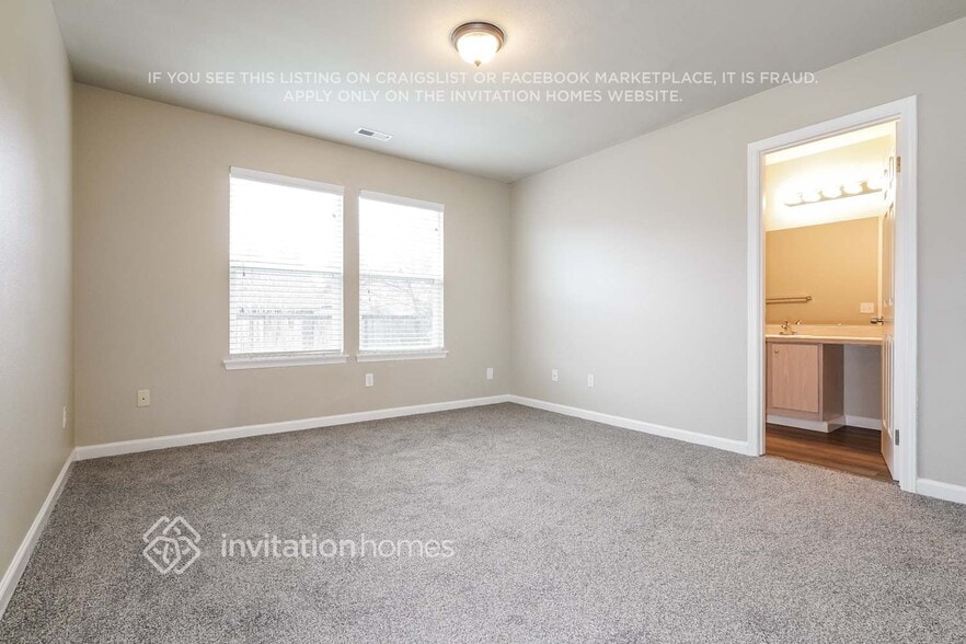 Building Photo - 16914 130th Ave E