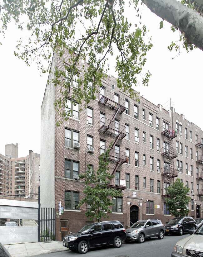 Building Photo - 1755 Eastburn Ave
