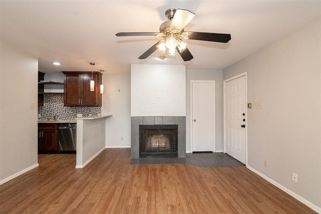 Building Photo - 3115 Helms St