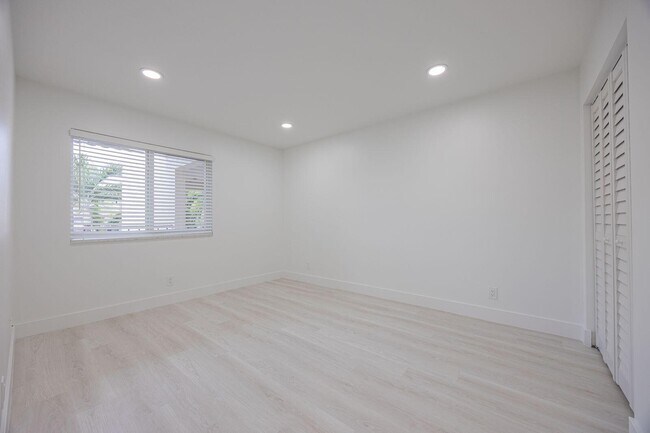 Building Photo - 2805 Casita Way
