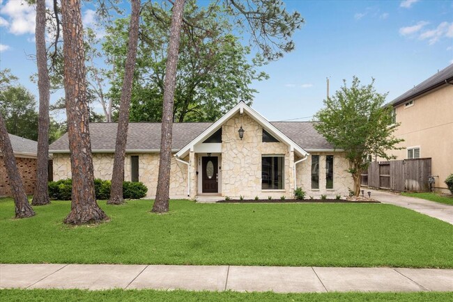 Primary Photo - 14103 Kimberley Ln