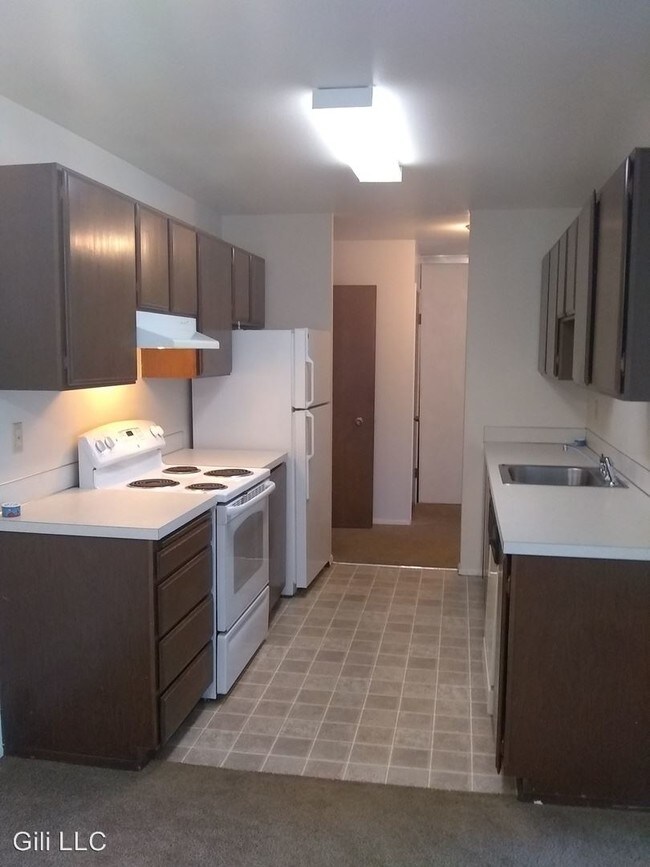 Building Photo - 3030 NE 10th St