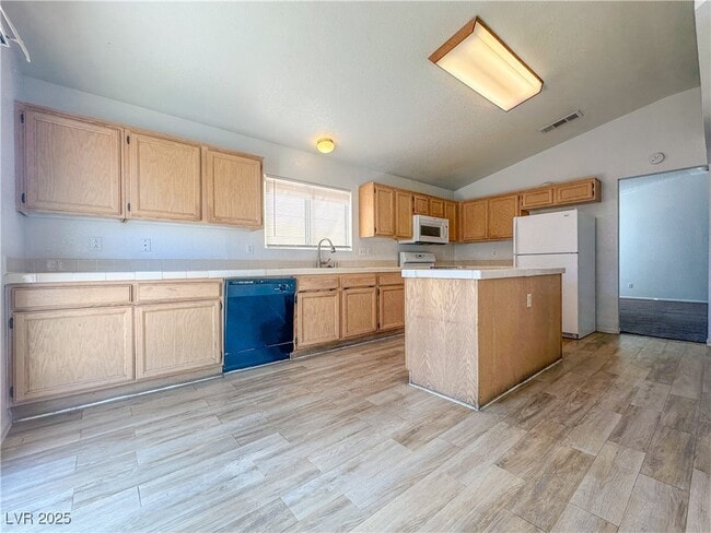 Building Photo - 362 Dooley Dr