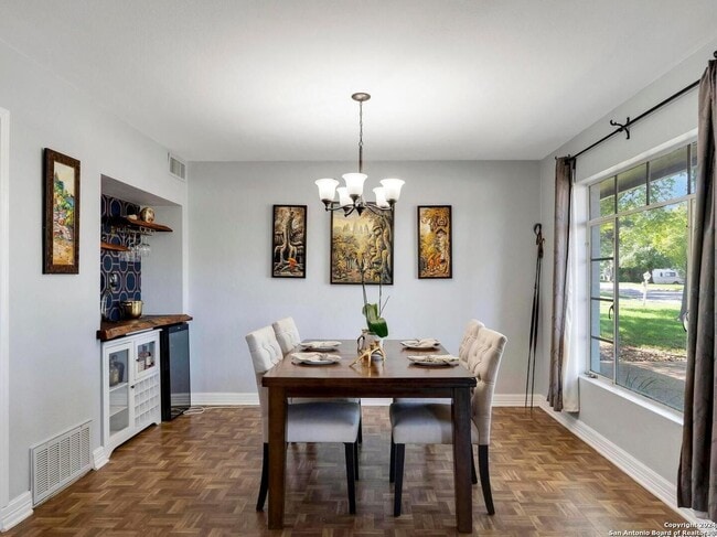 Building Photo - BEAUTIFUL TERRELL HEIGHTS 2-BEDROOM HOME ON LARGE CORNER LOT