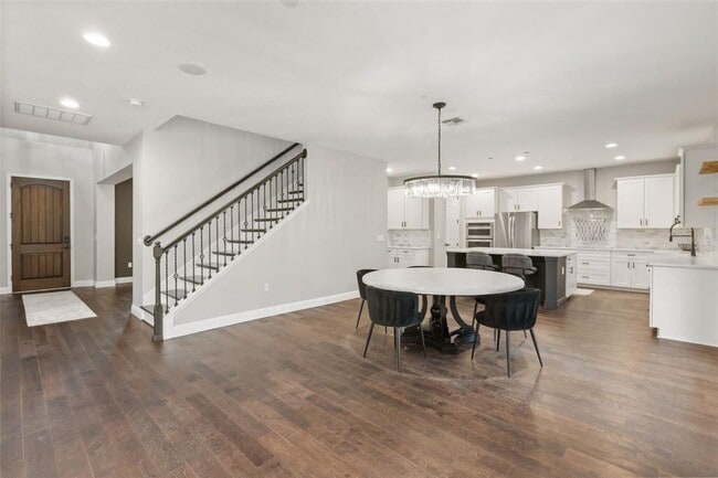 Building Photo - 8507 Geddes Loop