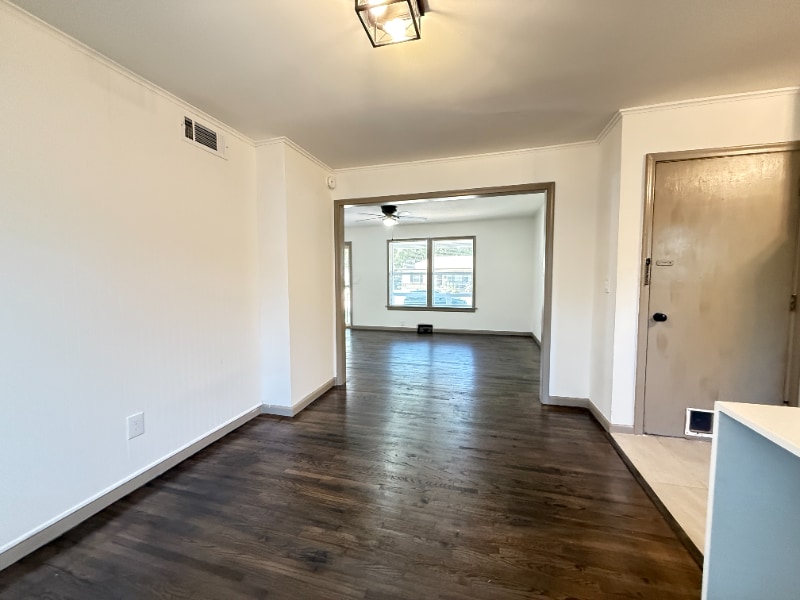 Building Photo - 1819 S Irvington Ave