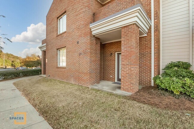 Building Photo - 3218 Veterans Memorial Pkwy