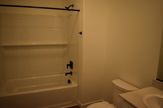 Building Photo - 4123 Scarlet Ct