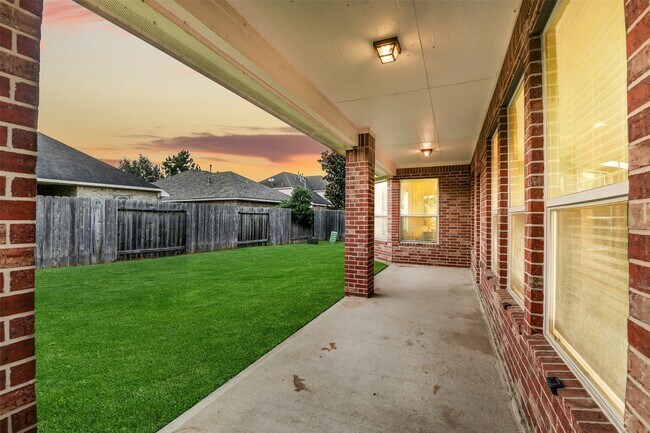 Building Photo - 7014 Spruce View Ct