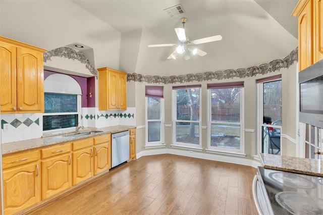 Building Photo - 1519 Hampton Dr