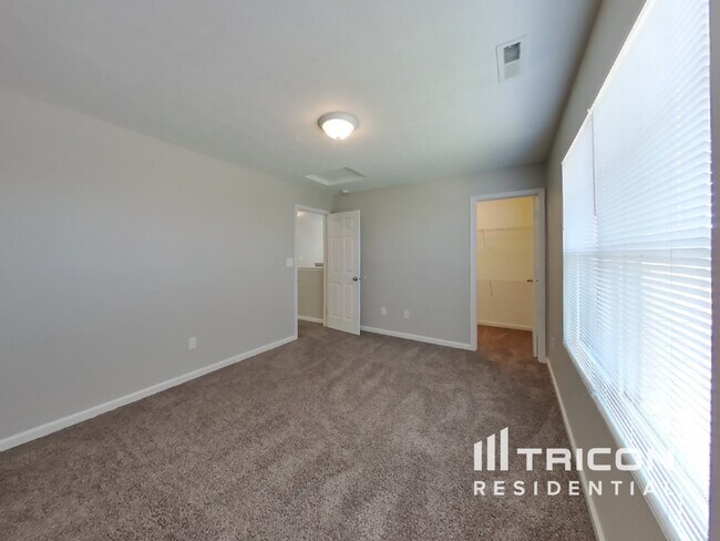 Building Photo - 3310 Shadow Creek Blvd