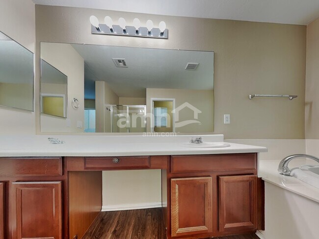 Building Photo - 14954 W Charter Oak Rd