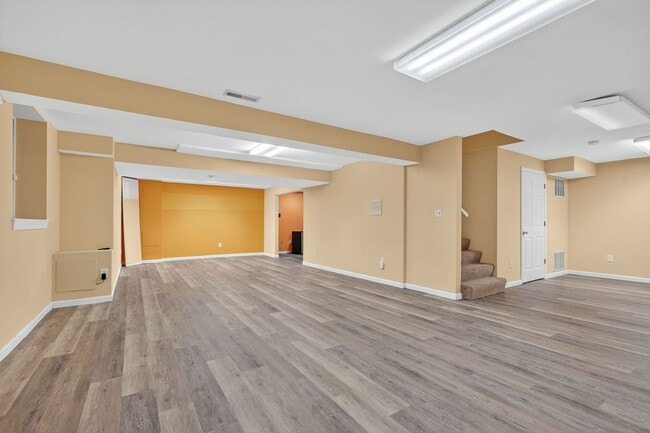 Building Photo - Stunning 4,166 Sq. Ft. Home in Westridge Oaks – Upgraded Throughout!