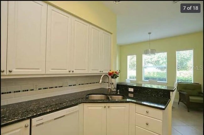 Building Photo - 5514 46th Ct W