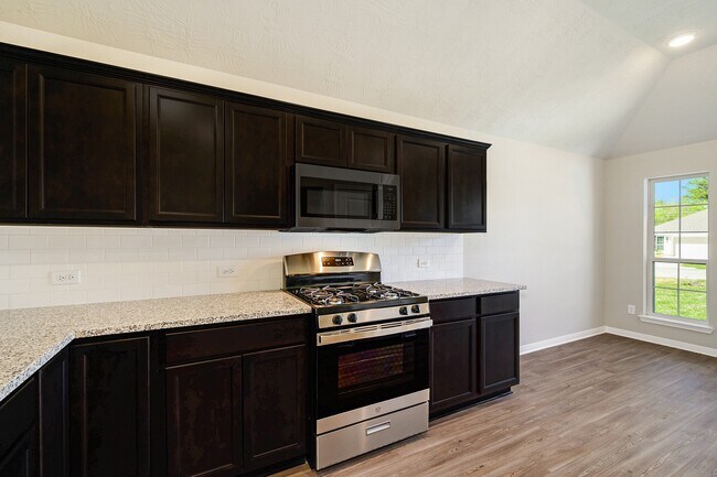 Building Photo - 14375 N Summerchase Cir