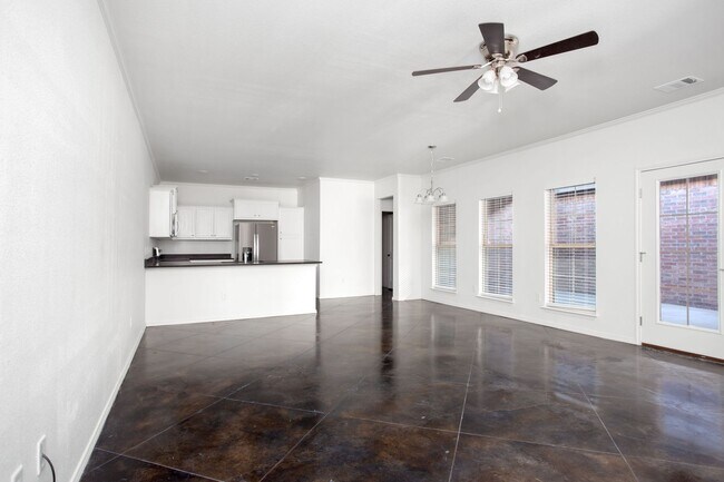 Building Photo - 5614 Gonzaga Ln