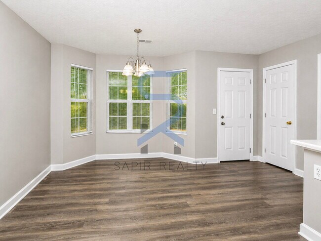 Building Photo - Prime Community Living – 2BR/2.5BA in Covington Station