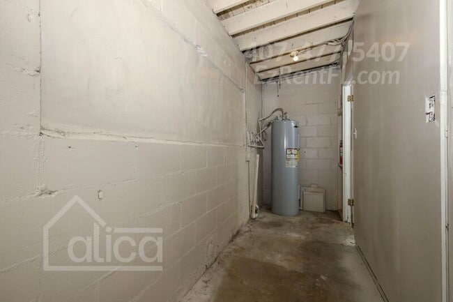 Building Photo - 5920 Avery St