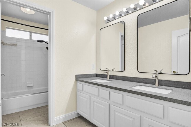 Building Photo - 6559 Thundercloud Ct