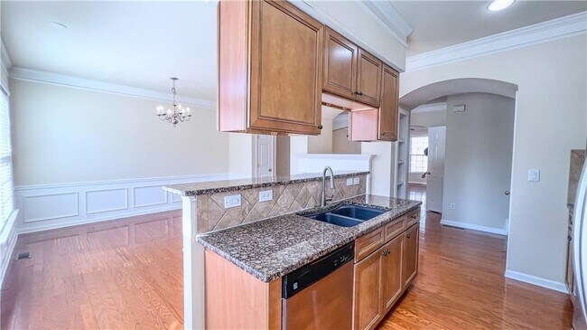 Building Photo - 11065 Brunson Dr