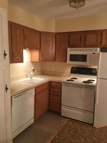 Kitchen view 2 - 8010 Westover Dr