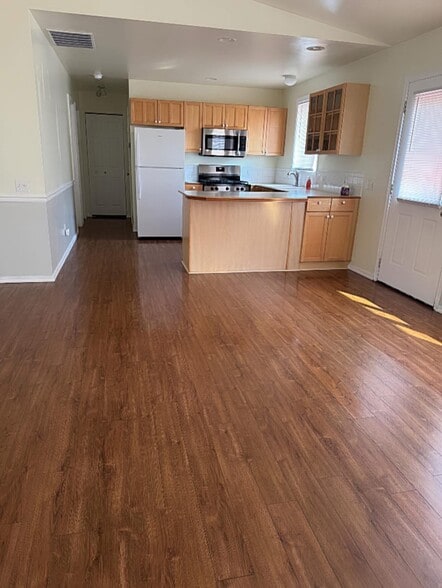 Building Photo - 3108 Orleans St