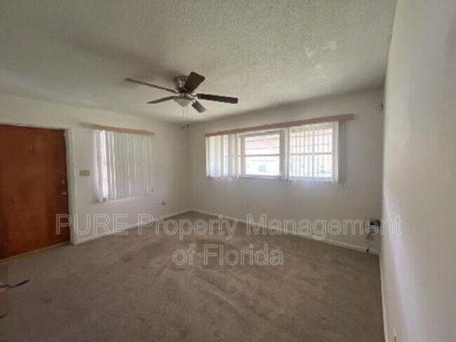 Building Photo - 17 Bahia Loop