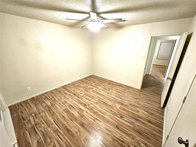 Building Photo - 724 Bluebonnet Dr