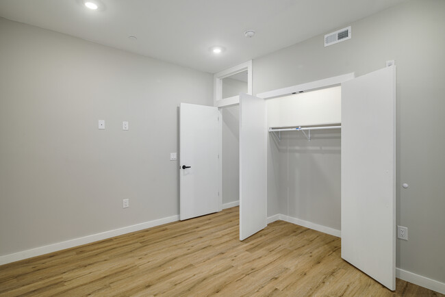 Building Photo - 1726 N 22nd St