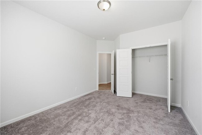 Building Photo - 1752 Dover Creek Ln