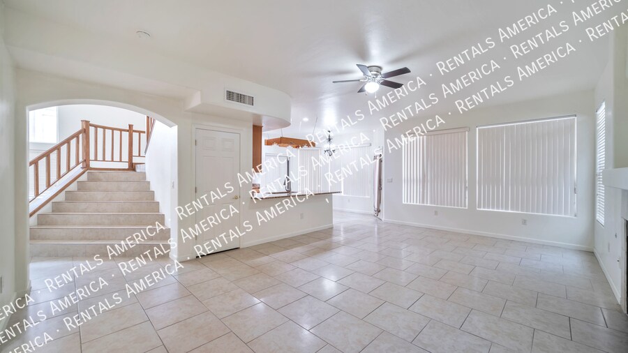 Building Photo - 15400 S Camino Agua Azul
