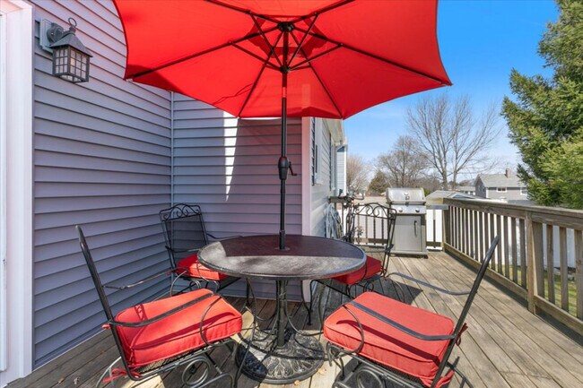 Building Photo - 17 Cedar Terrace