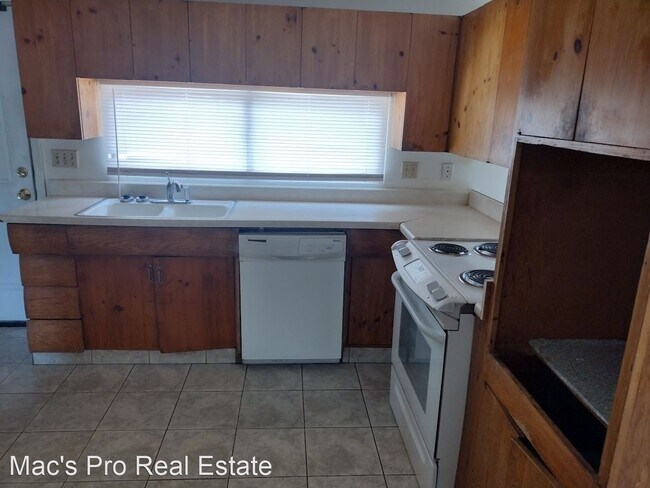 Building Photo - 3 br, 2 bath House - 6928 E. Timrod Street