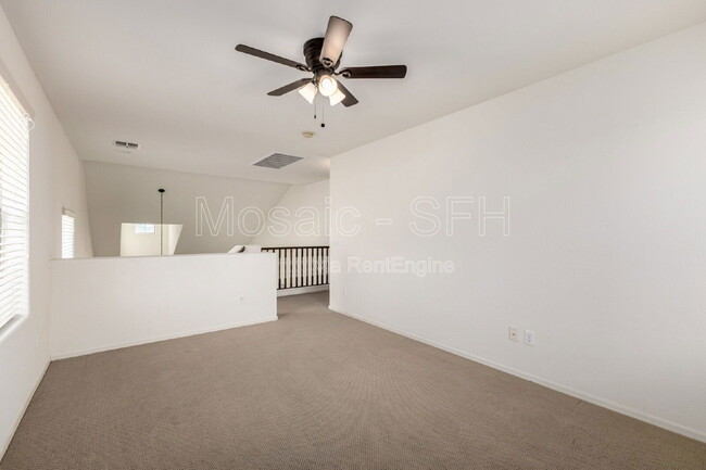 Building Photo - 2656 E Boston St