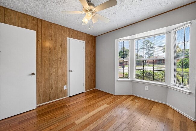 Building Photo - 14002 Kathi Lynn Ln
