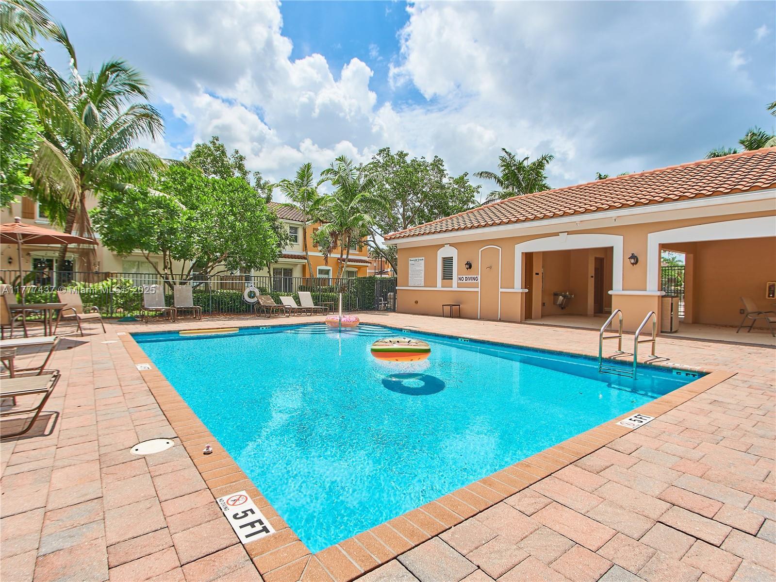 Building Photo - 12447 Emerald Creek Mnr