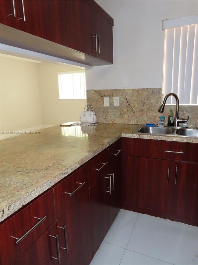 Building Photo - 13894 SW 65th Terrace