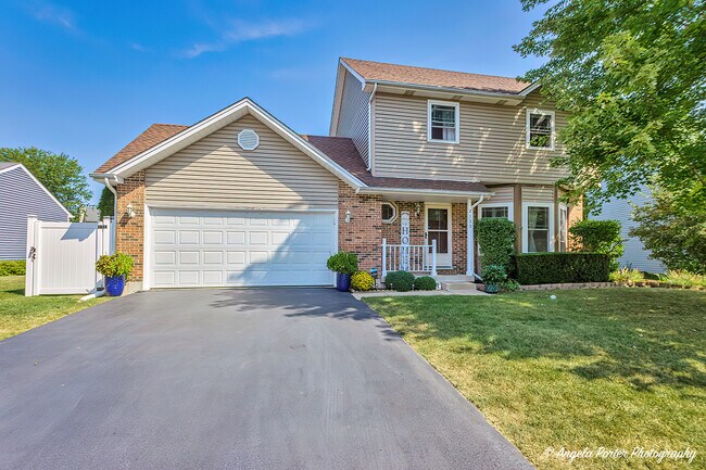 Primary Photo - 2155 N Millstone Dr