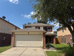 Building Photo - 16527 Rock E Dr