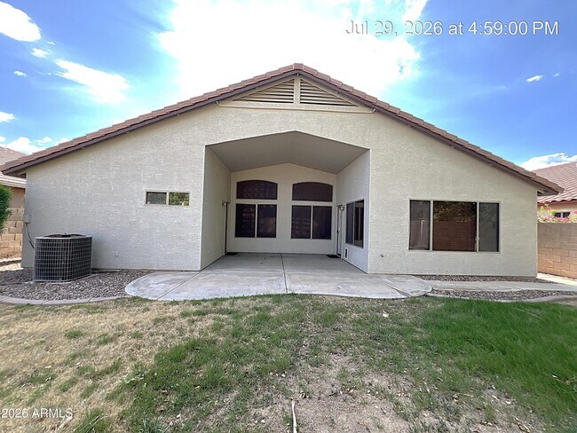 Building Photo - 5431 N Ormondo Way