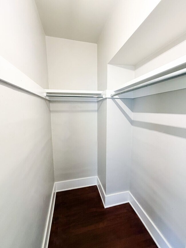 Building Photo - COMING SOON! 2b 1.5 ba w basement, Lawn Care + Trash Included