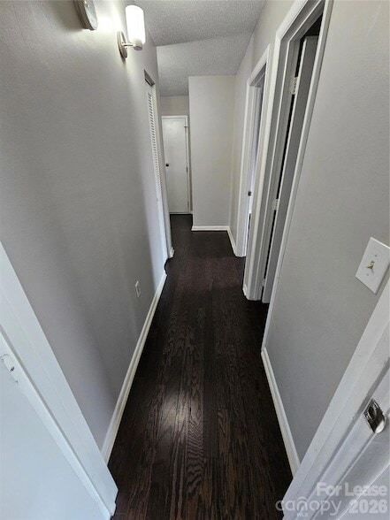 Building Photo - 4811 Spring Lake Dr