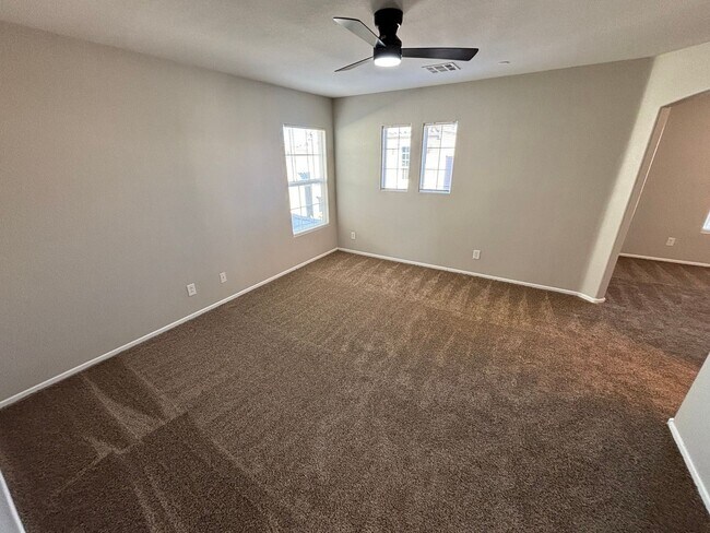 Building Photo - Spacious Tri-Level 4-Bedroom Home with Balcony and Community Amenities in Northwest Las Vegas!
