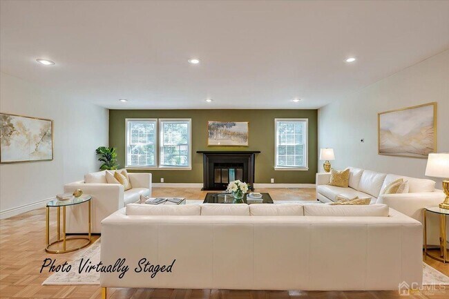 Building Photo - 3902 Springbrook Dr
