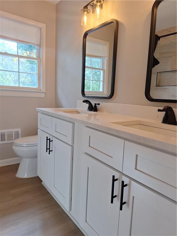 Building Photo - 1605 Brockett Rd