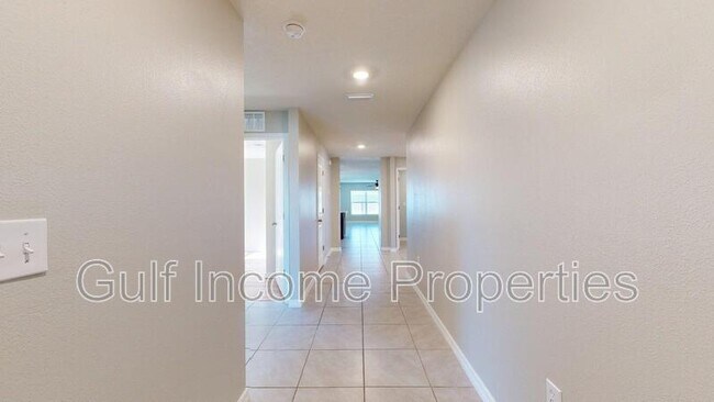 Building Photo - 10807 Norman Pl