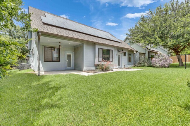 Building Photo - 3505 Villa Ct