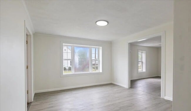 Building Photo - Newly Remolded 4 Bedroom on the Northside