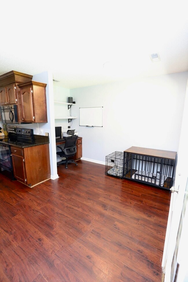 Building Photo - 4370 Excursion Dr