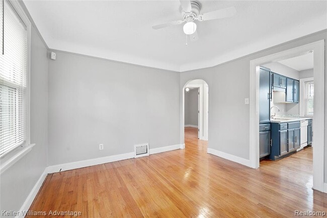 Building Photo - 1524 Cicotte Ave